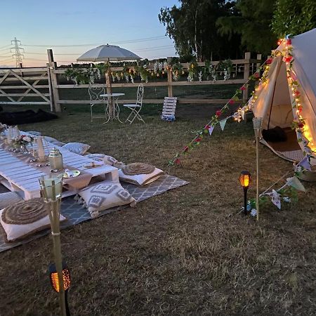 Country Bumpkins Luxury Glamping Hotel Wellingore Buitenkant foto
