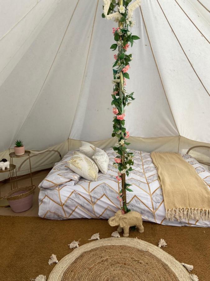 Country Bumpkins Luxury Glamping Hotel Wellingore Buitenkant foto