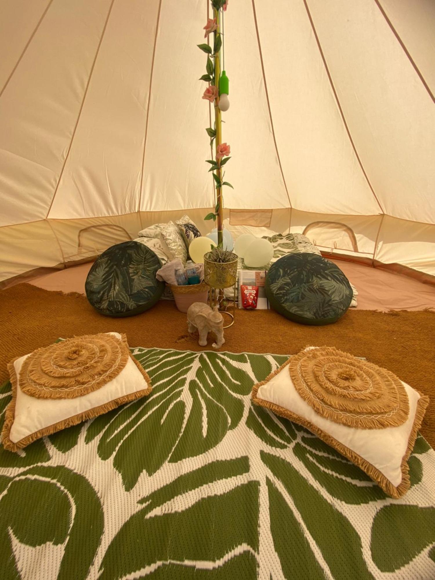 Country Bumpkins Luxury Glamping Hotel Wellingore Buitenkant foto